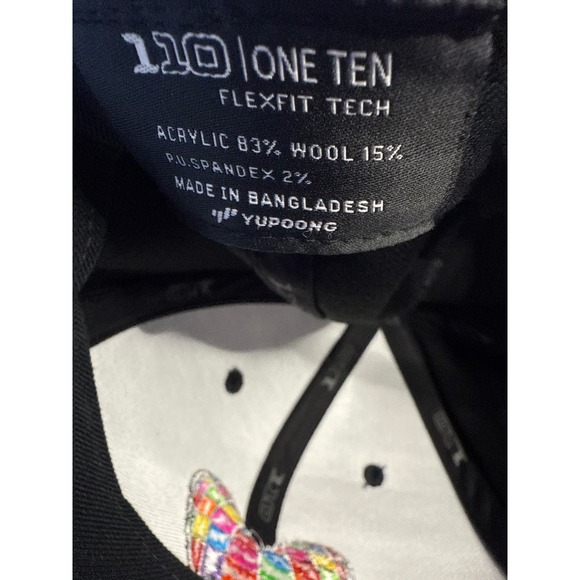 Flexfit 110 BlkBaseball Cap OSFA Rainbow Heart Patch Patented Flexfit Technology - Picture 2 of 5